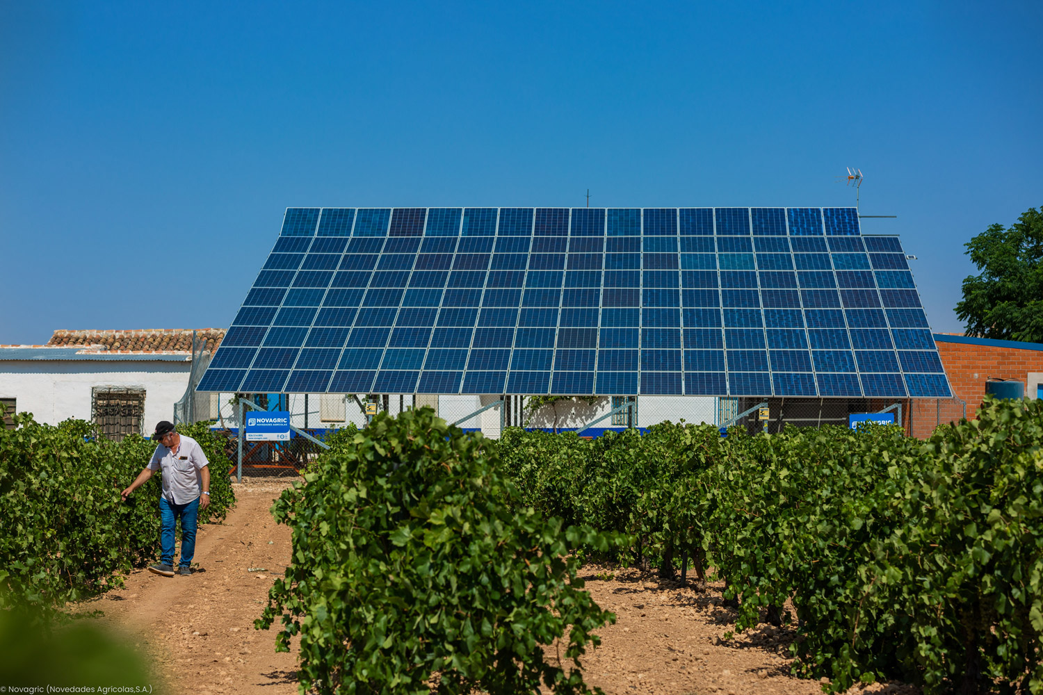 Novagric - Soluciones y servicios especializados en riego, invernaderos y tecnología agrícola