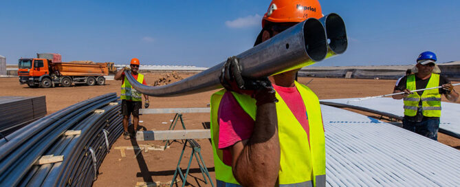 Novagric - Soluciones y servicios especializados en riego, invernaderos y tecnología agrícola
