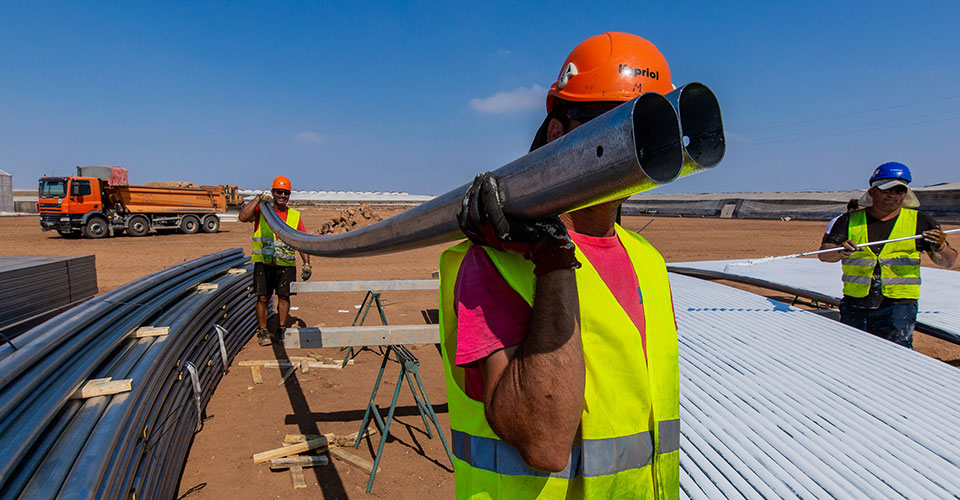 Novagric - Soluciones y servicios especializados en riego, invernaderos y tecnología agrícola